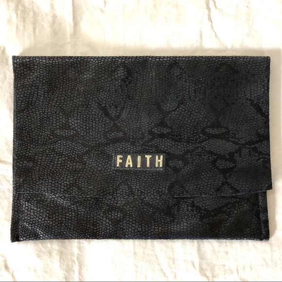 Handmade iPad Recycled Leather Velvet Lined Case - Picture 2 of 5